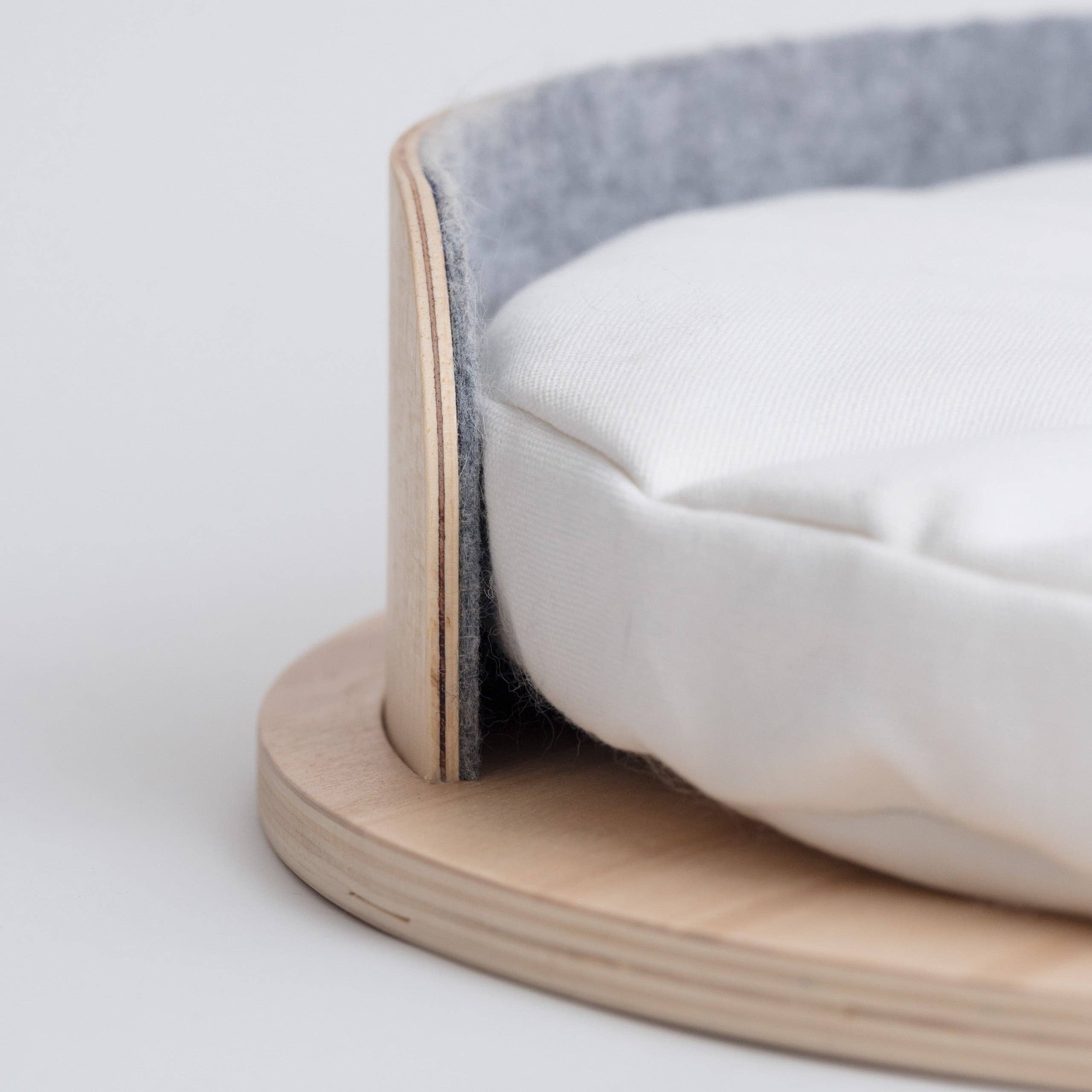 Luxury Cat & Small Dog Bed