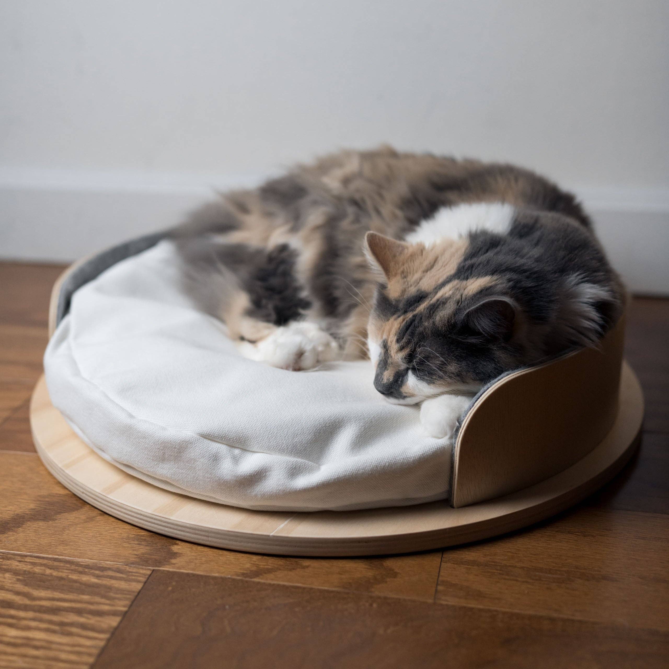 Luxury Cat & Small Dog Bed