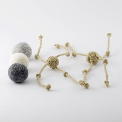 Cat Toy Set with 5 Toys - 3 wool balls and 2 hemp rope